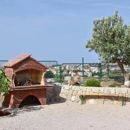 Cozy In With Kitchen Daire